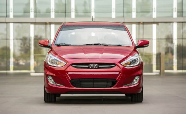 2017-Hyundai-Accent-103 Hyundai Accent 2017