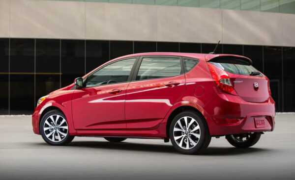 2017-Hyundai-Accent-106 Hyundai Accent 2017